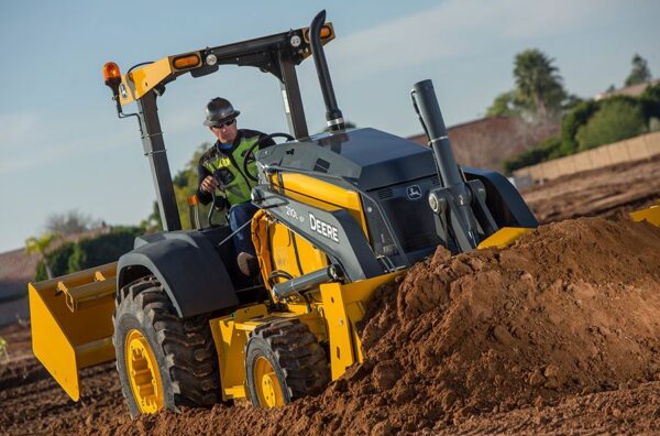 John Deere 210L Tractor Loader Key Features