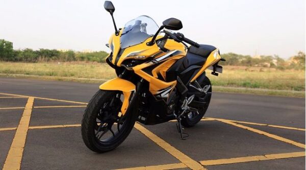 bajaj pulsar rs 200 Bike 7