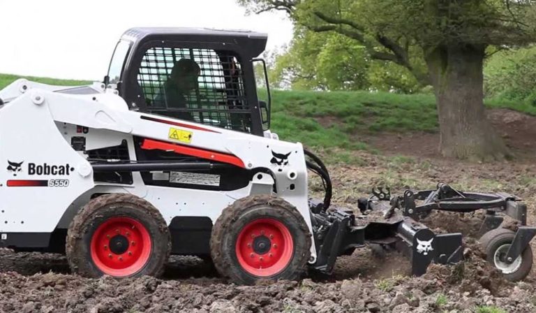 Bobcat S550 Specs, HP, Price, Weight, Lift capacity, Reviews