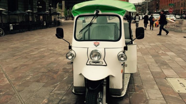 E Tuk Usa Classic Electric Rickshaw Price Specs Features And Images