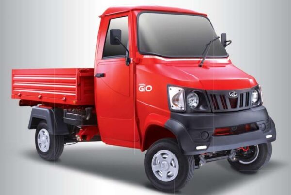 Mahindra Gio Compact Truck Price Specs Interior Features Images